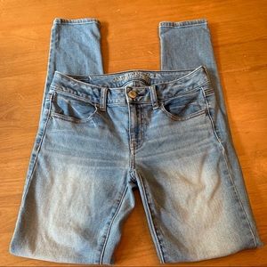 American Eagle Outfitters distressed Jeggings